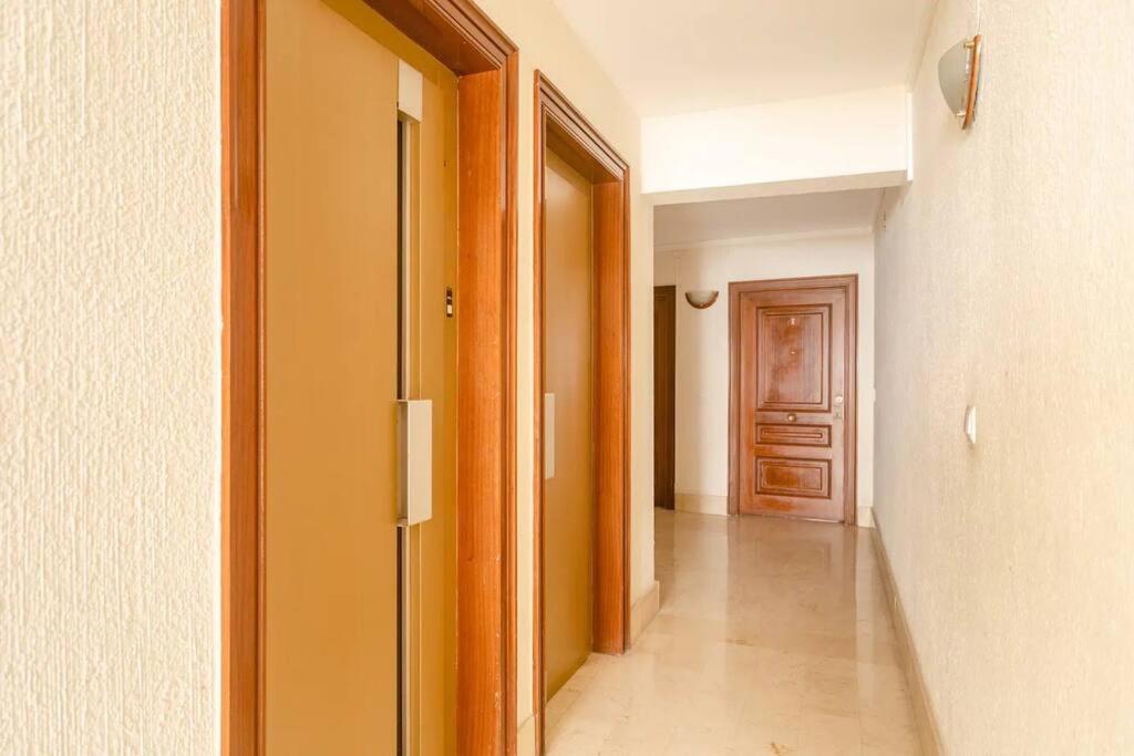 Center * Alacant